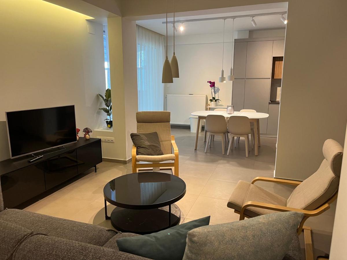 Fofi'S City Center Apartment Kavala Exteriör bild